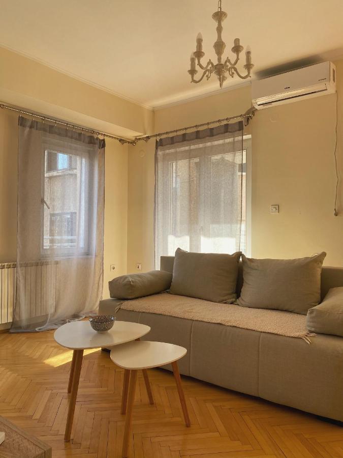 M&C Central Apartment Скопие Екстериор снимка
