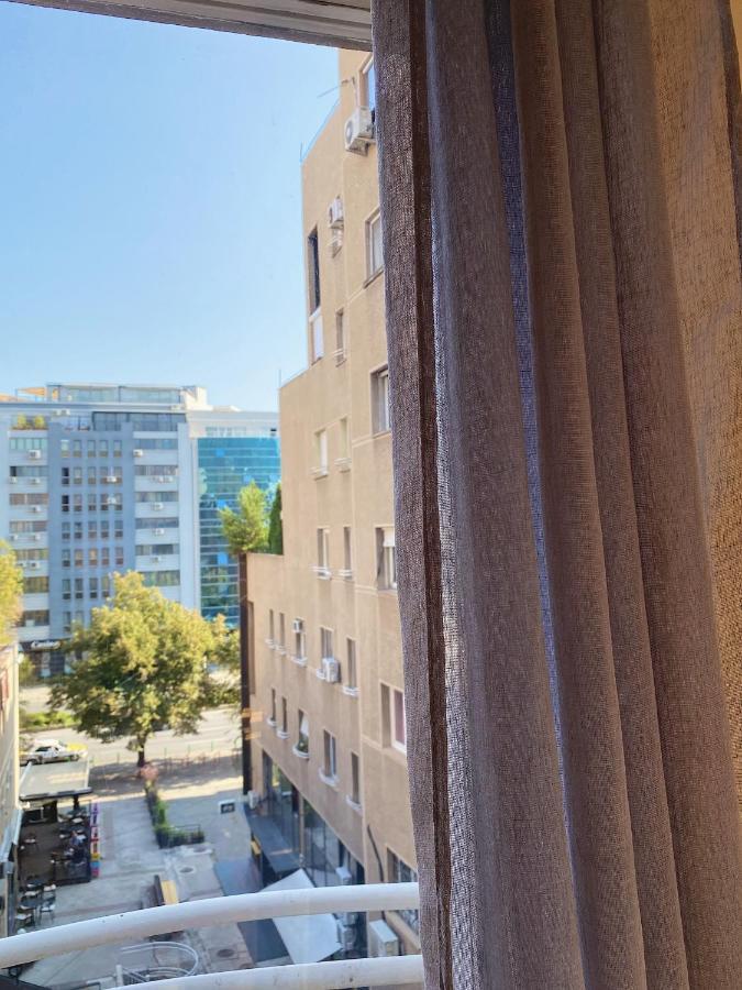M&C Central Apartment Скопие Екстериор снимка