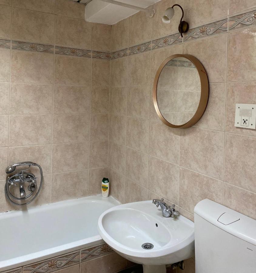 M&C Central Apartment Скопие Екстериор снимка